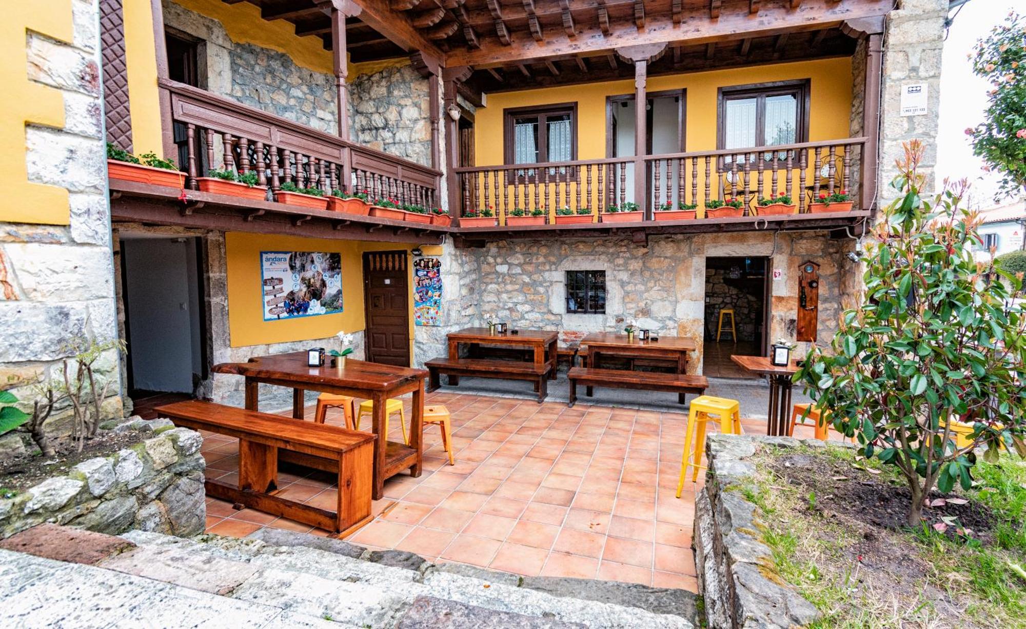 Albergue Santa Marina Buelna Extérieur photo